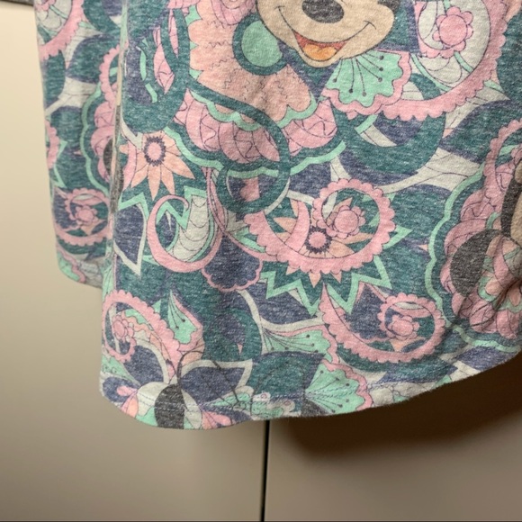 Women’s Lularoe Paisley Minnie Mouse Jersey Shirt - Picture 9 of 14